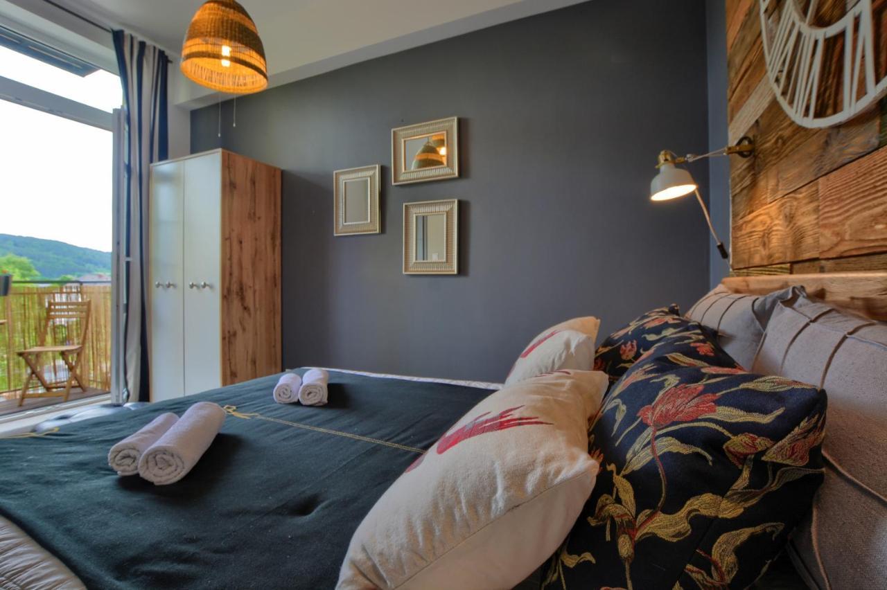 Apartament Fajny Kat Ustrzyki Dolne Exteriör bild